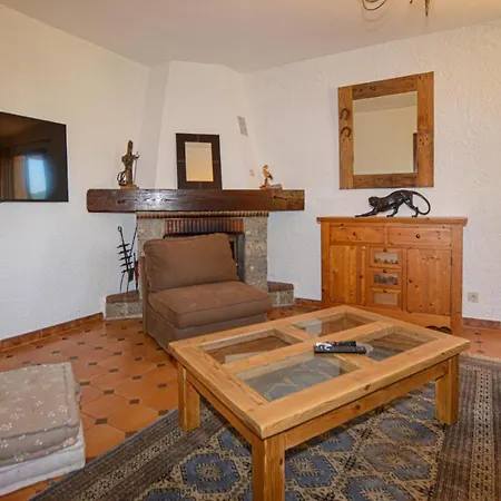 2 Bedroom Beautiful In Porticcio *