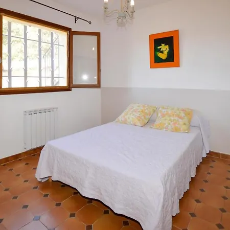 2 Bedroom Beautiful In 公寓 *